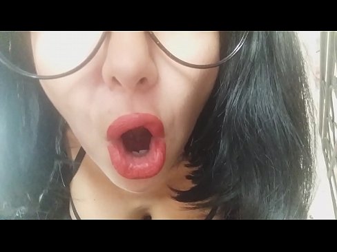 ❤️ Heval, dêya te îro nahêle tu biçî dibistanê... Pir hewcedariya min bi te heye... ❌ Pornoya spehî li me ☑